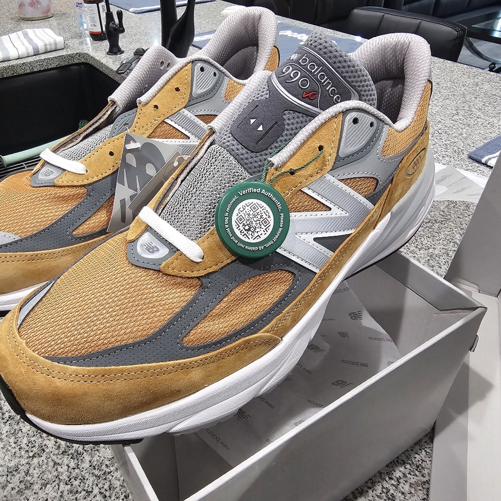 New Balance 990v6 MiUSA Workers Grey